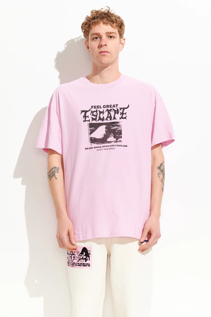 WNTR23 Misfit Great Escape 50 50 AAA SS Tee Baby Pink