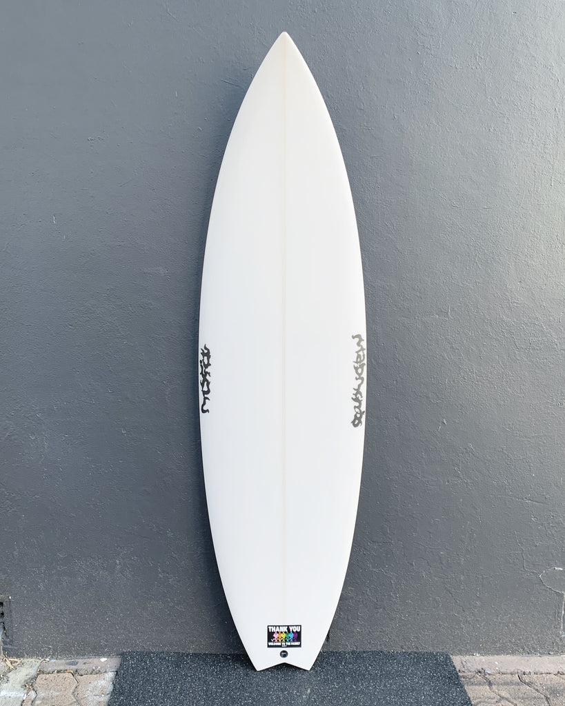 MISFIT SHAPES SURFBOARD 5'9" FUNGZETTI SWALLOW TAIL