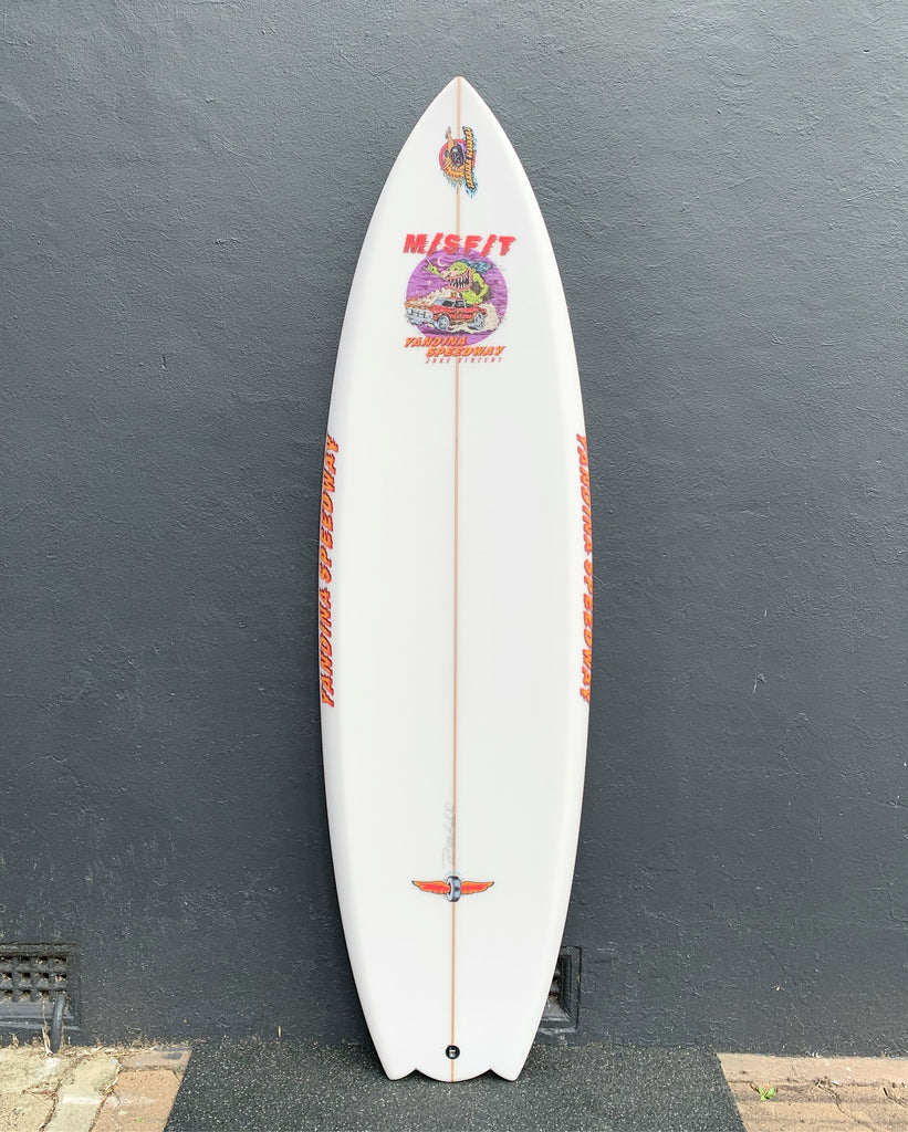 MISFIT SHAPES SURFBOARD 5'9" YANDINA SPEEDWAY
