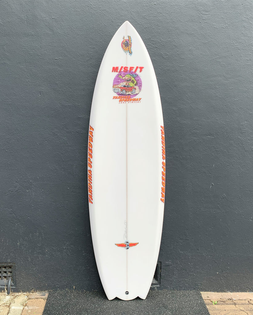 MISFIT SHAPES SURFBOARD 5'8" YANDINA SPEEDWAY